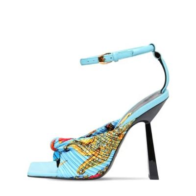 China Fashion show metal chain sandals fashion show sexy square head beautiful women's high heels shoes for sale