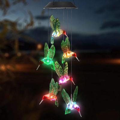 China LED Solar Light Hummingbird Wind Chime Changing Color Waterproof Six Hummingbird Wind Chimes for Home Party Outdoor Night Garden Decoration for sale