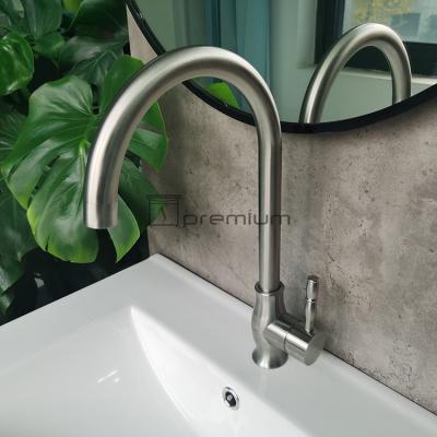 China Modern Metered Faucets Bathroom Sink Faucet Deck Mounted Chrome Single Handle Faucet for sale