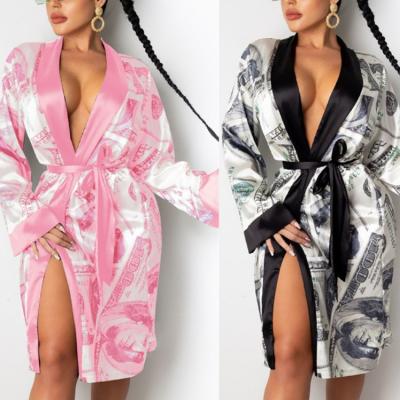 China QUICK DRY Women's Sleepwear Satin Printed Women's Silver Robes for sale