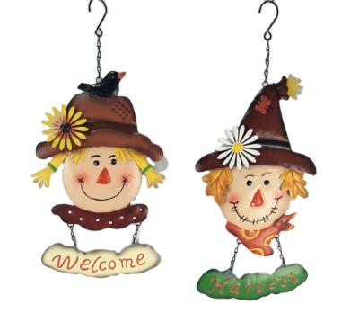 China New Appropriate Art Decor 2021 Awards Holiday Decor Metal Crop Ornament Hanging for sale