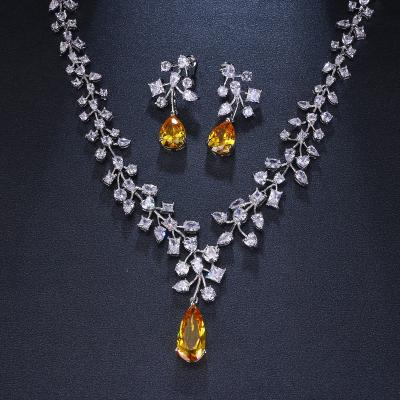 China Bridal Wedding Gift Crystal Necklace Earrings Jewelry Sets Drop Water Zircon Bridal Jewelry Set FASHIONABLE Multicolor Bridal Set for sale