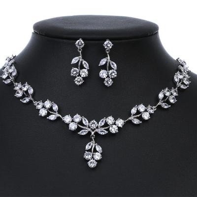 China FASHIONABLE Hot Selling Luxury Jewelry D.C.A. Zircon Earrings Necklace Sets For Women Bridal Jewelry Set for sale