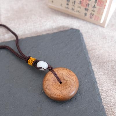 China Long Lasting Moderate Sillage Agarwood Pendant Lucky Card for sale