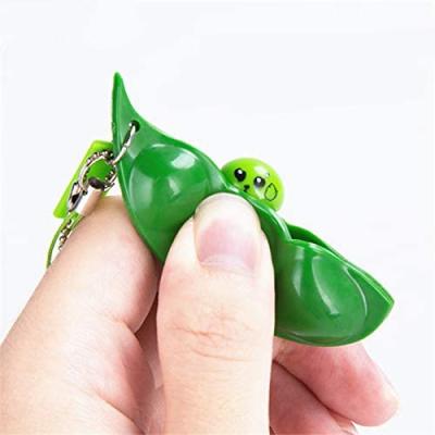 China Edamame Keychain Keyring Extrusion Bean Pea Soybean Squeeze Game for sale