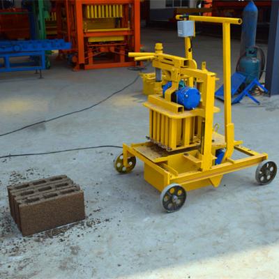 China Factory QT40-3C Small Scale Manual Mobile Hollow Concrete Block Making Machine for sale