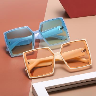 China Wholesale Fashion Sunglasses Factory Price PC Square Frame UV400 Lens Sunglasses Women Shades Brand Sunglasses for sale