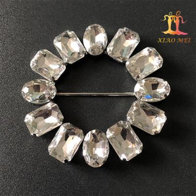 China Viable wholesale cheap bling crystal rhinestone rhinestone belt buttons/buckle for skirt decoration for sale