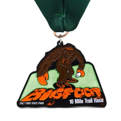 China Newest Design Sports Events Custom Logo Holder Marathon Trophy Medals Medal Display Medal Wooden Metal for sale