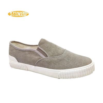 China Fashion Trend Summer Fashion Slip On Canvas Casual Shoes Mens Light Brown Canvas Shoes With Customized Box for sale