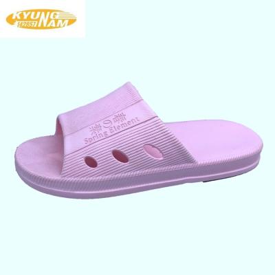 China Pink Available Light Customized Breathable Slippers Ladies Bedroom Fashion Anti-skid Slippers for sale