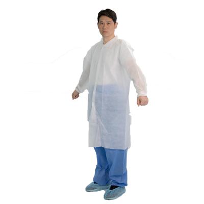 China Anti-Static Disposable White Lab Coats Single Use Nonwoven Lab Coats Below 30in SMS Lab Jacket Lab Coats for sale