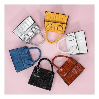 China 2022 Fashion Women's Handbags Ladies Handbags Crocodile Shoulder Cross Shoulder Small - Body Purses With Handle for sale