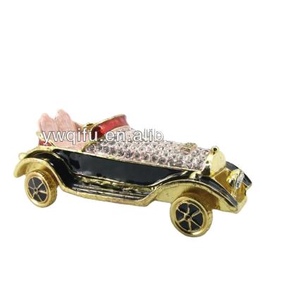 China Europe Wedding Gift for Boy Enamel Trinket Box Wedding Decoration (QF4419) for sale