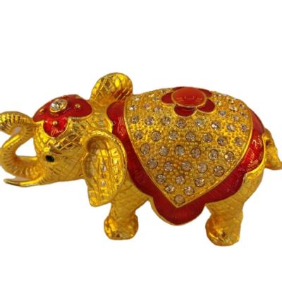 China Decorative Europe Metal Craft Wedding Favors Elephant Figurine Art and Craft (QF4568) for sale