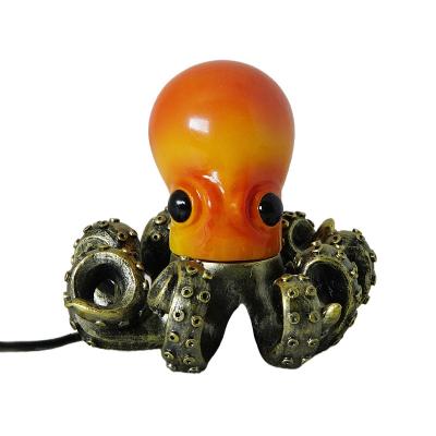 China Wholesale Creative Customizable Home Decoration Europe Personality Halloween Resin Crafts Handmade Mask Octopus for sale