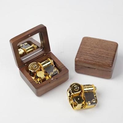 China Bithday Gifts Hot Sale Roll Up Beauty Gifts Custom Wooden Mini Music Box for sale