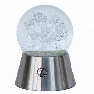 China Custom STAR battery snow globe iron sheet water ball promotion Christmas gifts shinning crystal crystal globe for sale