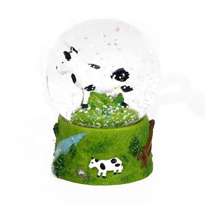 China Custom Europe Souvenir Gifts Scares Snow Globe Promotion Gift Animal Glass Snow Ball 45mm for sale