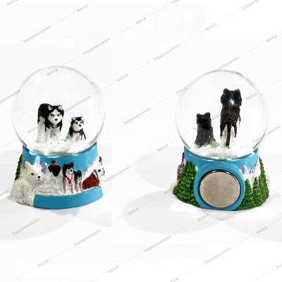 China Europe resin wolf photo snow water globe magnet souvenir custom magnet animal snow ball 35mm for sale