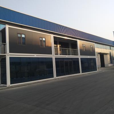 China Standard Carport 20ft Prefab Flats Container House for sale