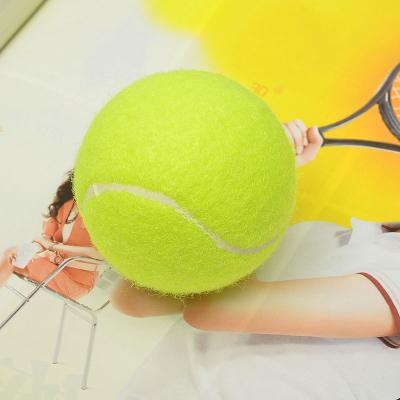 China Wool+ Rubber Tennis Ball Felt Material Custom Design Tennis Balls for sale