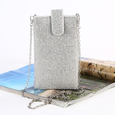 China luxury Anti-drop cell phone bags women's chain thrown shoulder bag with rhinestone phone bag for iphone case for sale