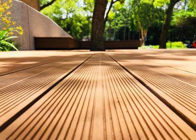 China Lightweight WPC Deck Board Commercial WPC Deck Wood Panels for sale