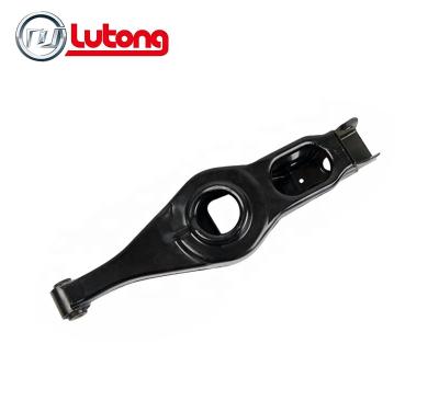 China Silver Steel OEM 4113A037 4113A038 R REAR LOWER CONTROL ARM FOR OUTLANDER for sale