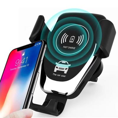 China Dash Mount Car Phone Holder 2021 New Products Q12 Mobile Phone Holder 10w Wireless Charger Car Wireless Charger with Holder for Mobile Phones for sale