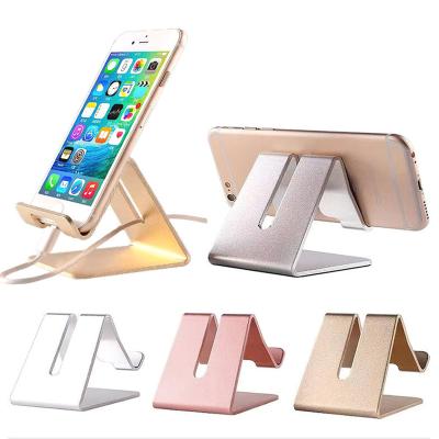 China Universal Waterproof Simple Portable Lazy Metal Mobile Phone Stand Desktop Holder for sale