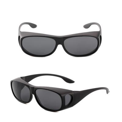 China Fashion sunglasses sunglasses that cover over the lenses for sale