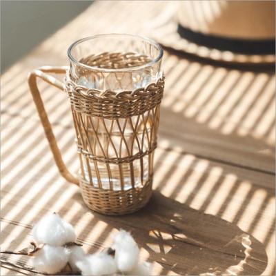 China Wholesale 900ml 30oz Sustainable Glass Tea Mug Coffee Drinking Glasses With Rattan Weave Handle for sale