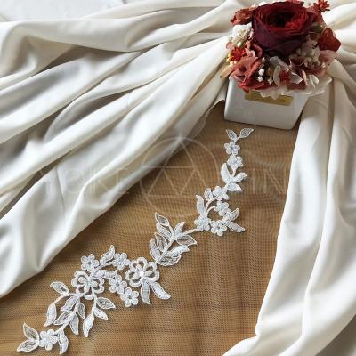 China Viable New Design High Quality White Shiny Bridal Lace Fabric F20030mn for sale