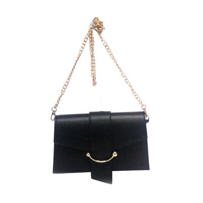 China Newest Fashionable OEM Customized New Design Messenger Bags Black Red Fashion Chain Female Shoulder Bag for sale