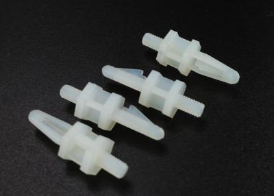 China De Verbindingsstukkenafstand houden 8mm van Eco Vriendschappelijke Plastic Nylon PCB Mini Witte SPT0420 Te koop