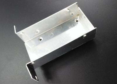 China 85 X 45 de Oxydatie van de de Contactdoosdoos AL6063 van X25 mm Zilveren Elektro het Stempelen Aluminiumdelen Te koop