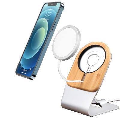 China 2021 New Arrival PORTABLE Desktop Mobile Phone Holder Bamboo Stand For Apple Magnetic Safe Charger for sale