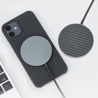 China New Universal Mobile Phone Portable Magnetic Fast Wireless Charger 15W for iPhone13 series and iPhone12 series for sale