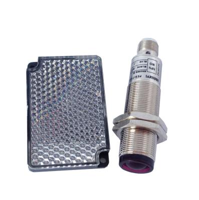 China IBEST M18 Photodetector Infrared Reflective Retro Reflector NPN PNP 5Vdc 12V 24V Photocell Beam Switch Sensor for sale