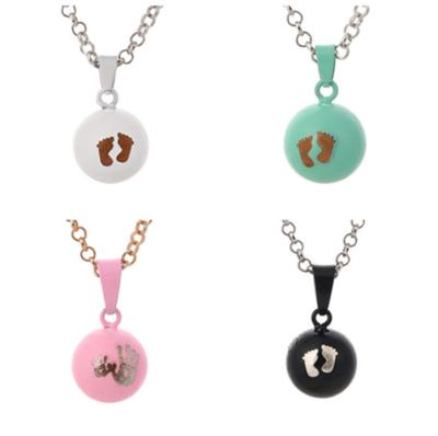 China Cute Beautiful Musical Pregnancy Foot Sweater Pendant Necklace for sale