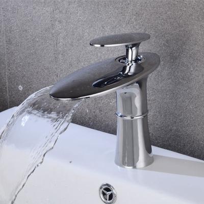 China Hot Waterfall Bathroom Mixer Tap Handle Basin Vanity Sink Faucet Modern Simple Deck Mounted Sink Faucet Cold for sale