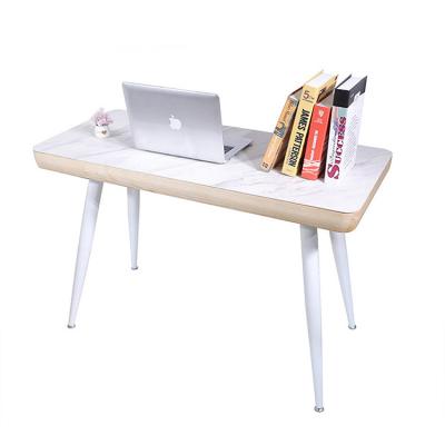 Chine Bureau de levage électrique blanc en bois de Cappellini à vendre