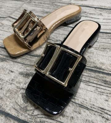 China New Metal Square Button Summer Beach Lightweight Lady Slippers For Women Buckle Shoes for sale