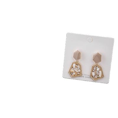 China Low Price Guaranteed Quality Earring Accessories TRENDY Fashion Bride Earrings for sale