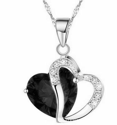 China Other Luxury Ladies Heart Shape Crystal Jewelry Girls Women New Pendant Necklace for sale