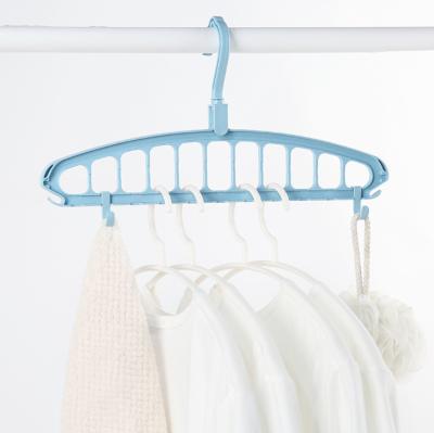 China DN0021 Modern Multifunctional Household Storage Clothes Hanger Folding Magic Hanger for sale