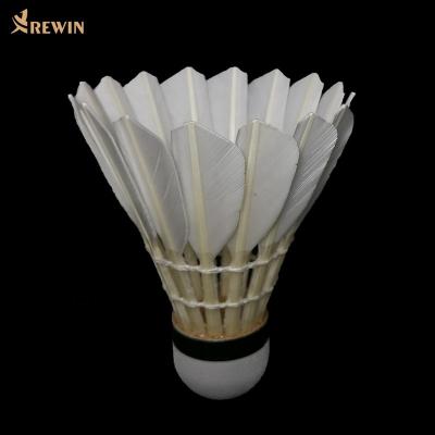 China Hot Selling Practice C60 Duck Feather Badminton Shuttlecock As AS30 Shuttlecock for sale