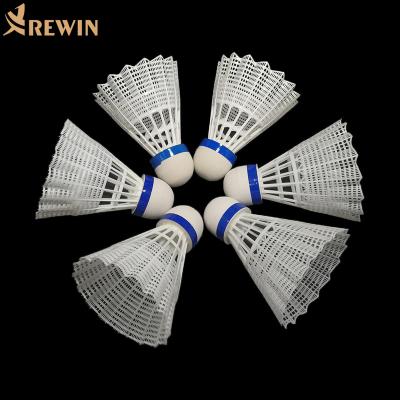 China Pro666 Club Manufacturer Cheap Plastic Nylon Badminton Shuttle Cock For Practice for sale