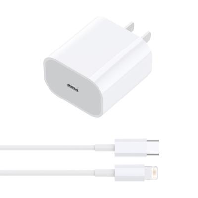 China For iPhone 8-14 fast charging 20WPD fast charging head is applicable to type-c charger of iPhone mobile phone for sale